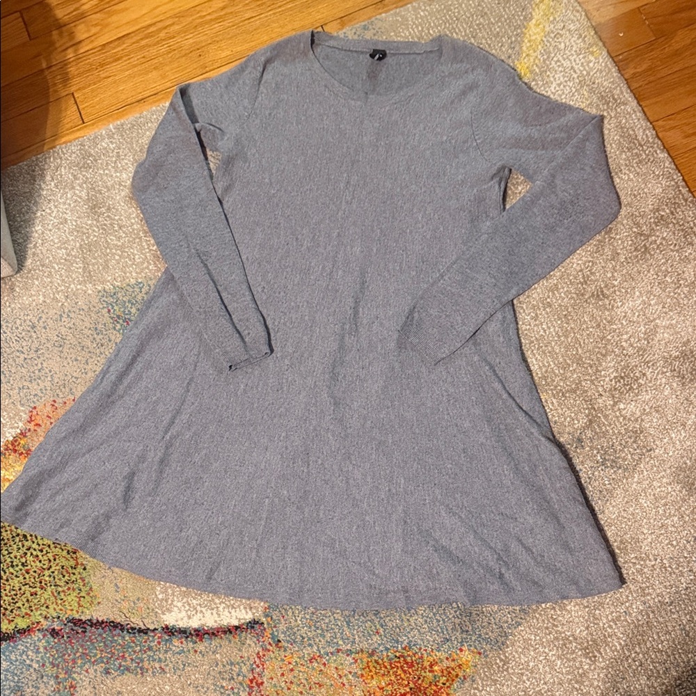 Windsor Size S/M Heather Gray Long Sleeve Dress Like new condtion